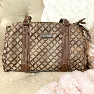 Lattice Pattern Purse